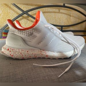 Women’s Adidas Ultra Boost. Size 9